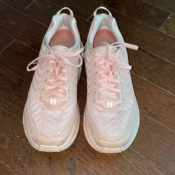 HOKA Clifton pink limited edition - Picture 1 of 6